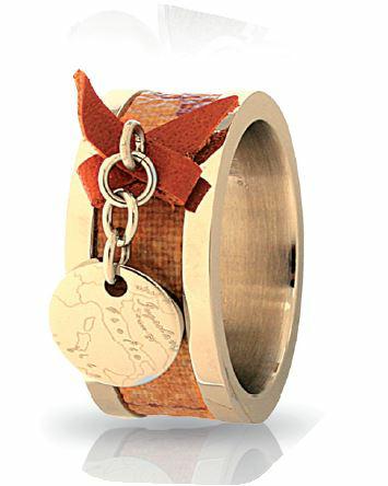 Anello alviero martini