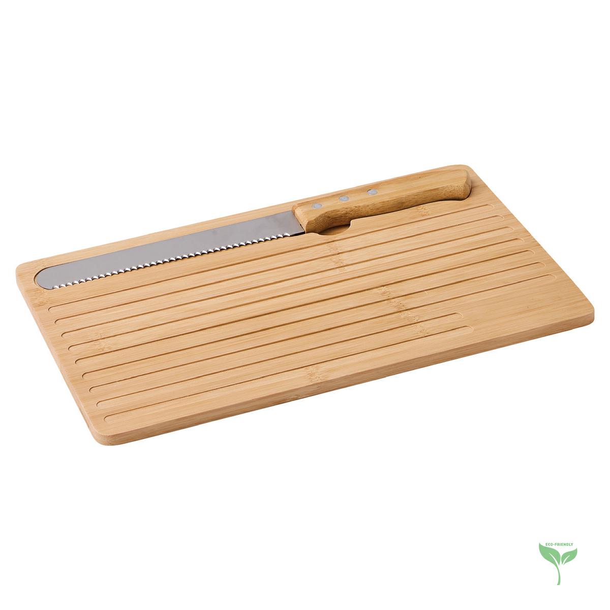 Tagliere in bamboo con coltello