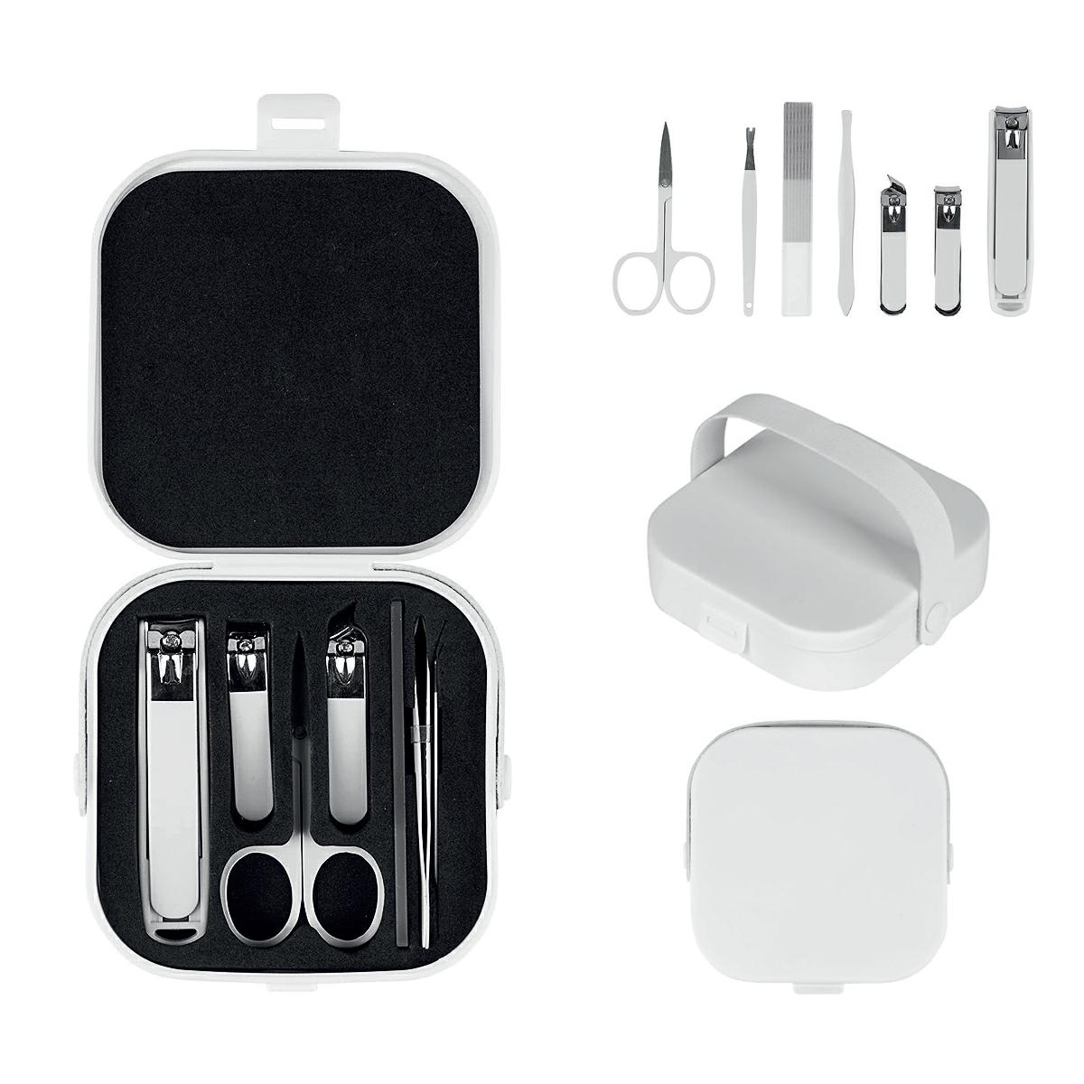 Set manicure 7in1 con custodia in ABS